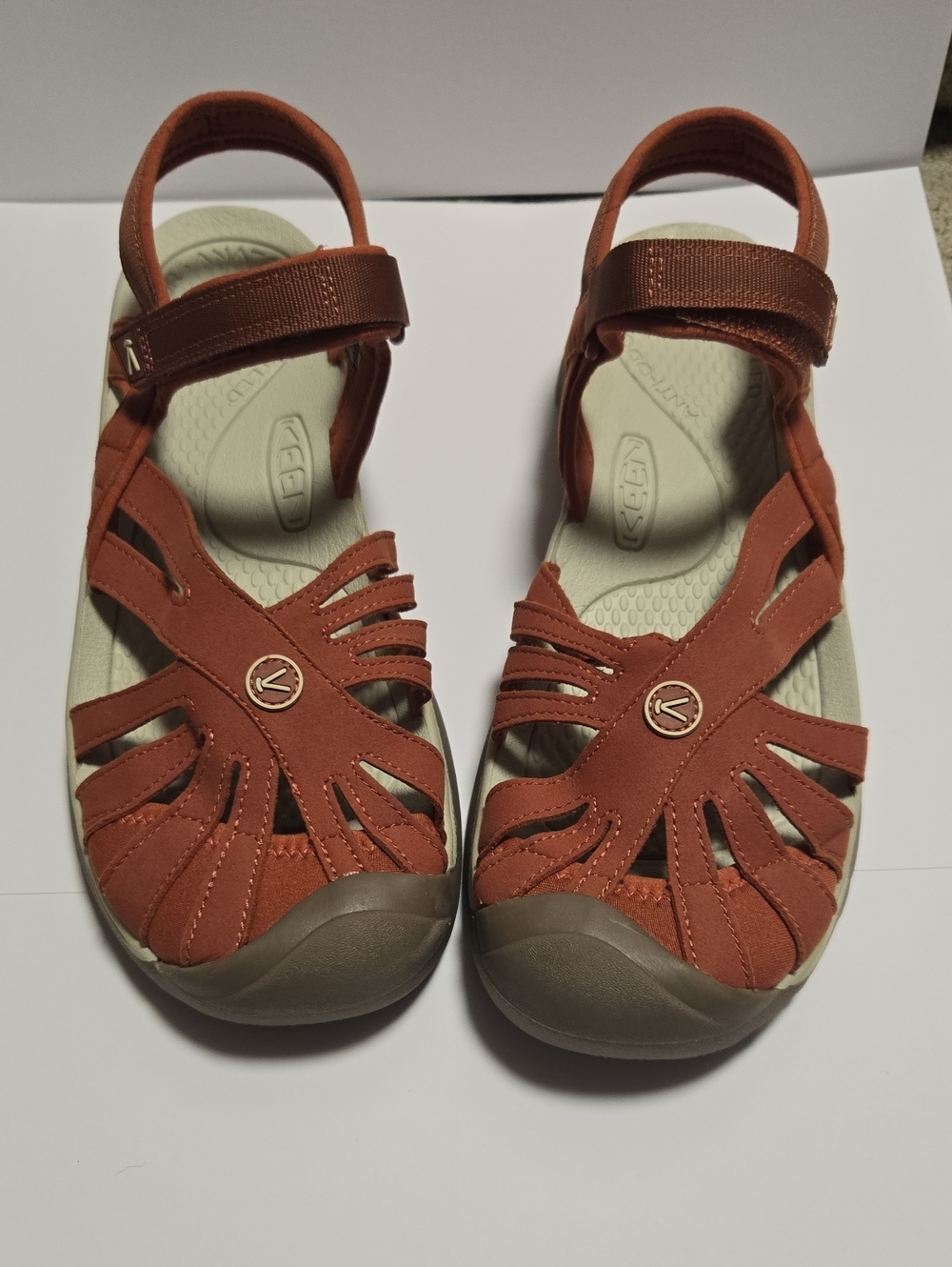 KEEN Womens Rose Sandals Redwood Color Size 11 EUC/New